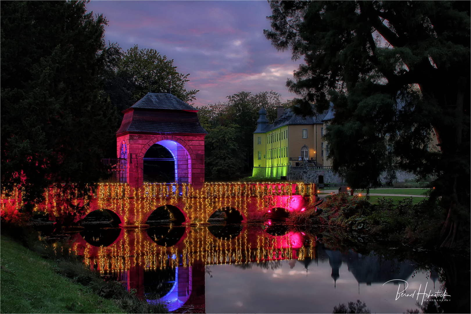 parknaechte-lichtfestival-schloss-dyck-6d232b9f-d74a-4181-b729-9fec17684b76