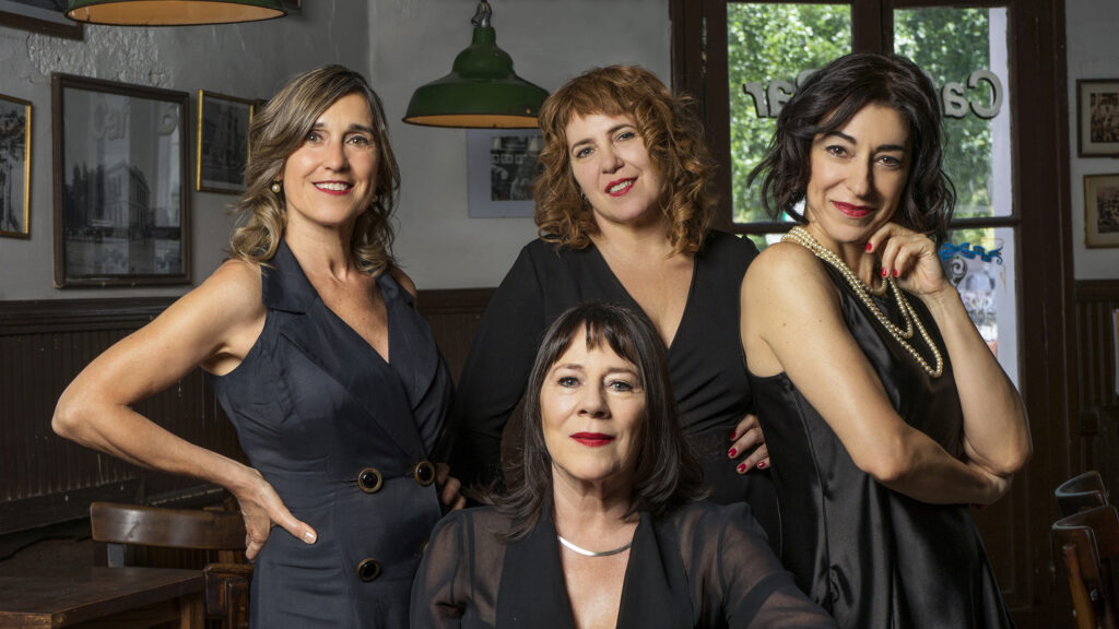 Flores Negras (tango) en concert