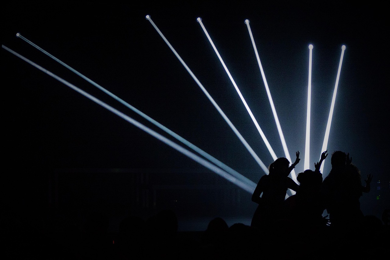janbrzezinski-performers-5644247_1280